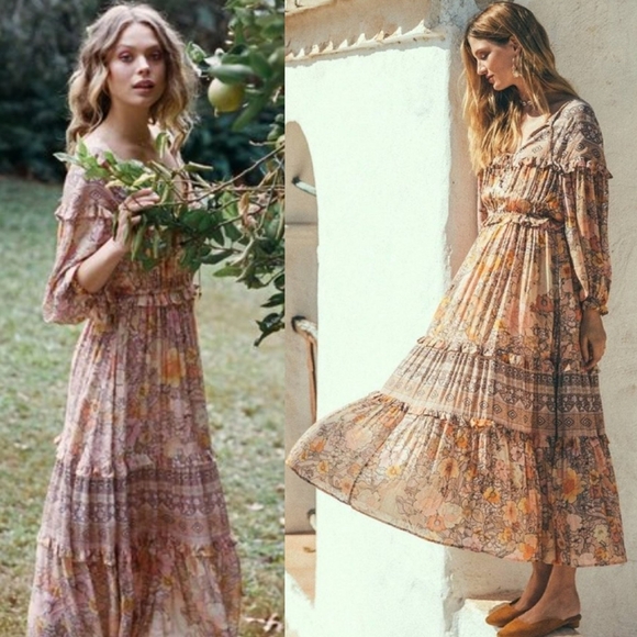 Spell & the Gypsy Amethyst gown. - Picture 2 of 12